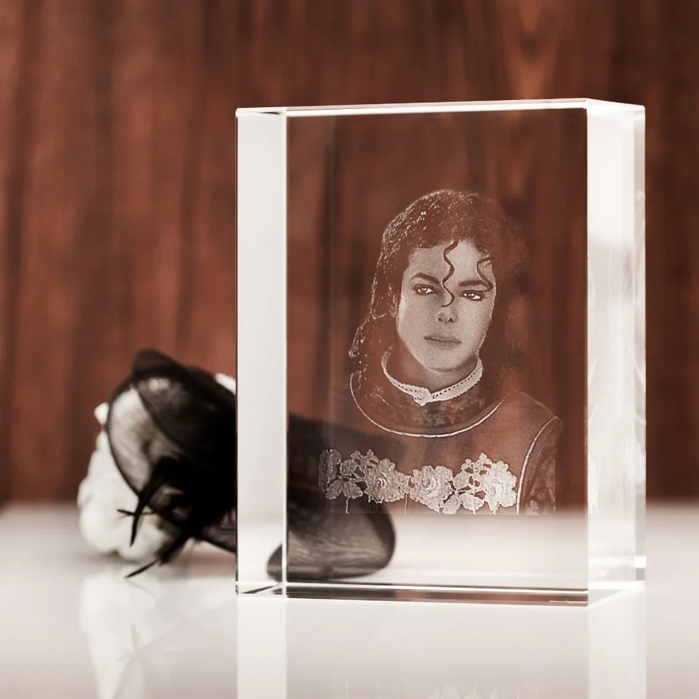Mega Size 3D Crystal . 3D Photo Gift-Incrystals