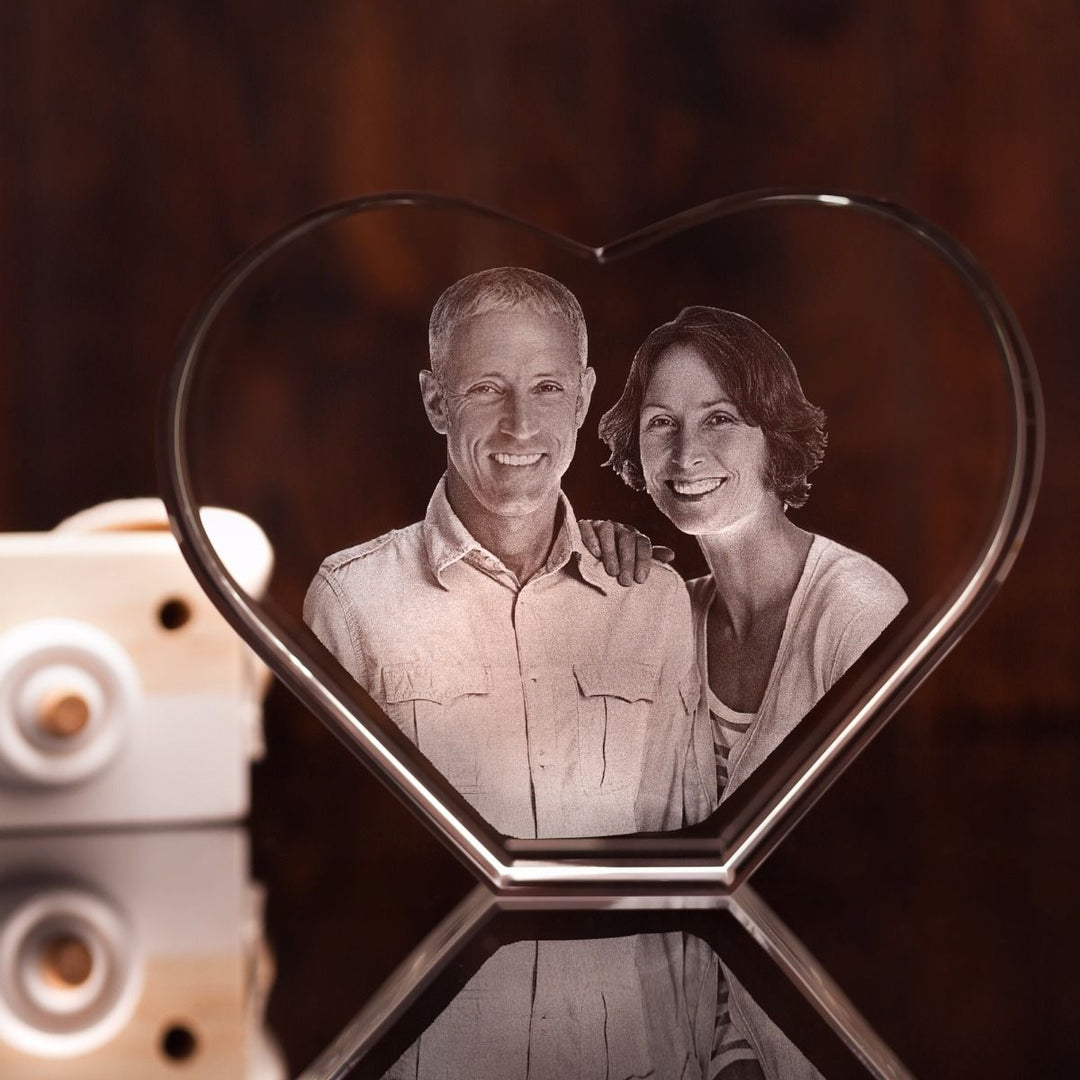 Occasions When a Personalized Crystal Photo Gift Shines